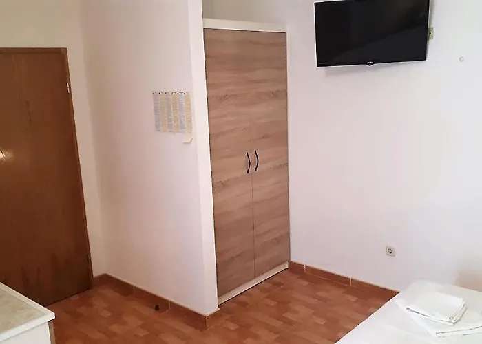 In The Center Taja Apartman *